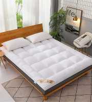 4/7 Feet Deluxe Mattress Topper